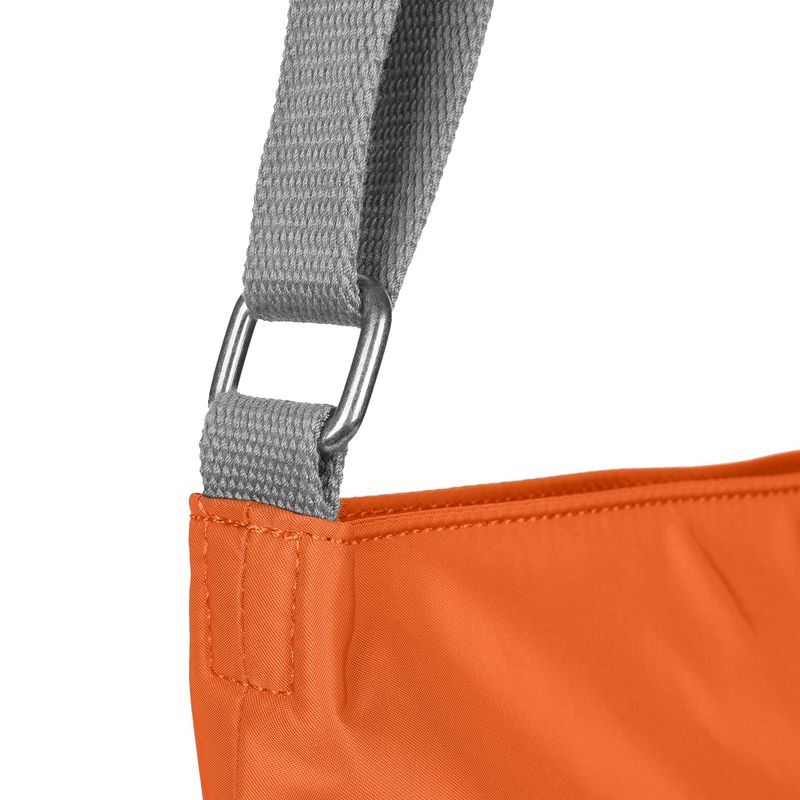 Roka Shoulderbag Kennington B orange