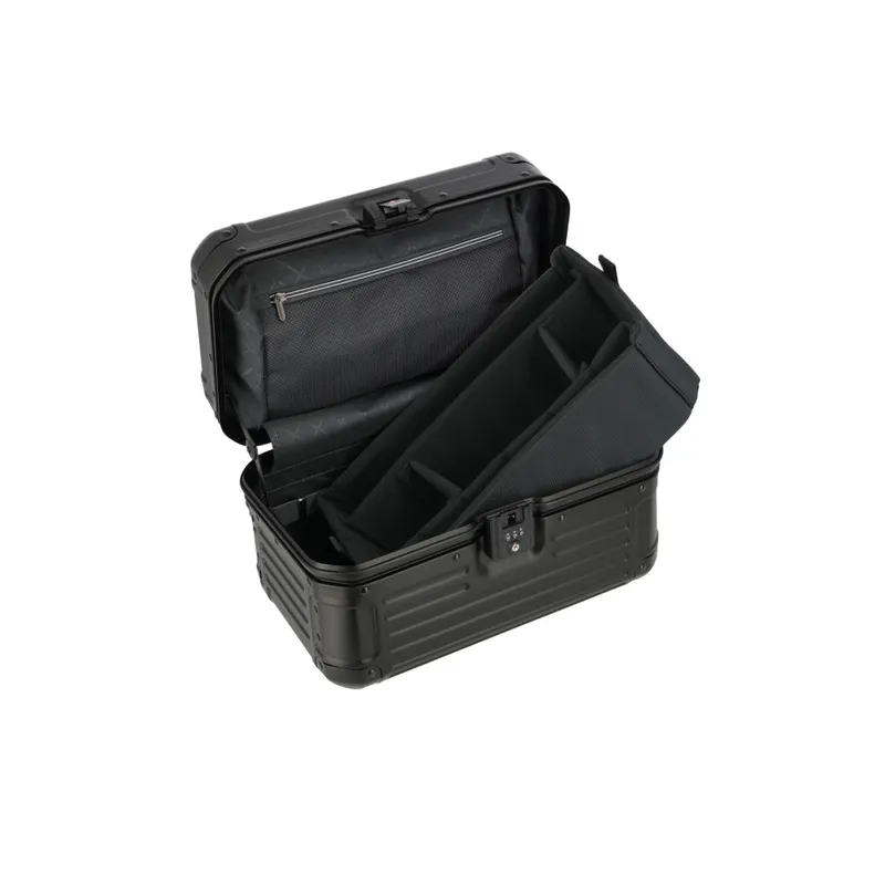 Travelite Beatybox Next aluminium svart